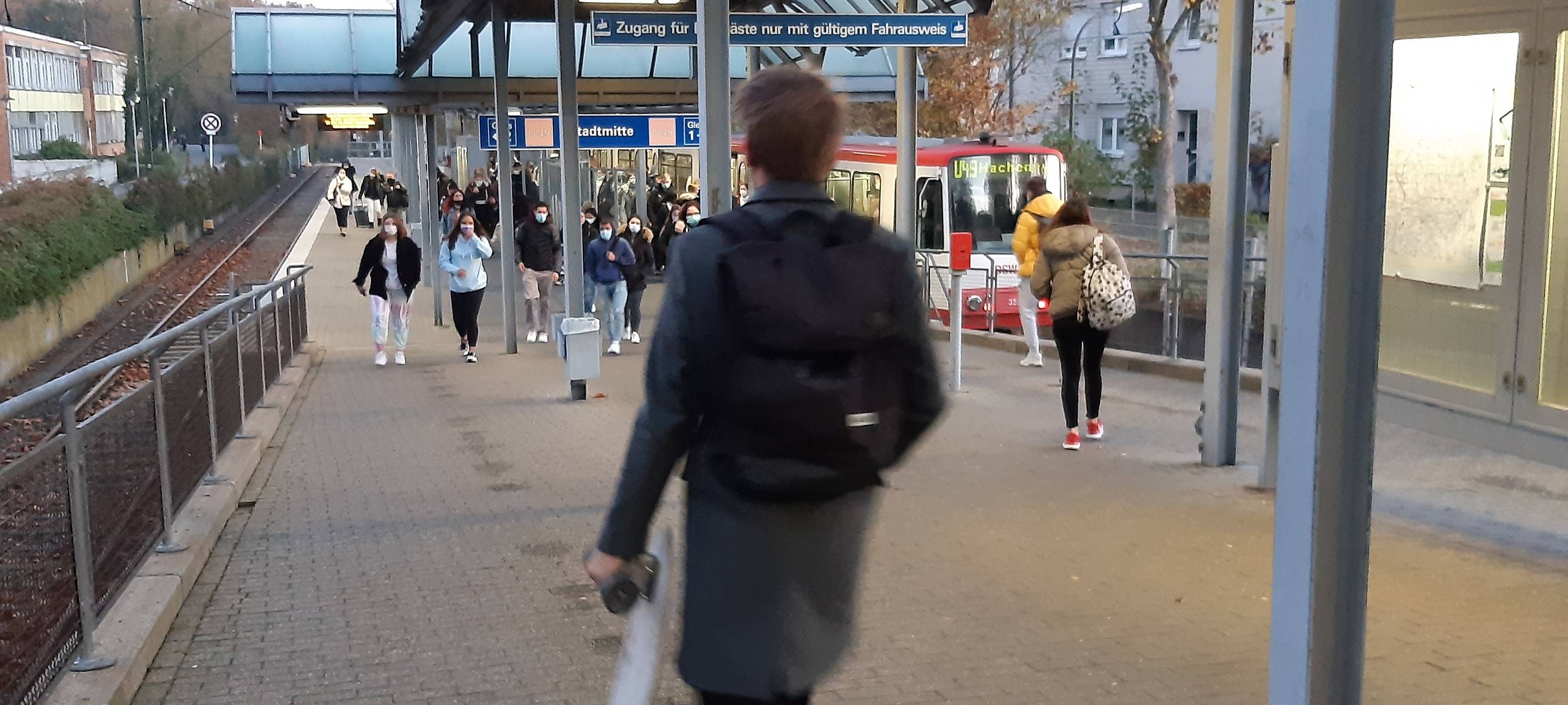 U-Bahnhaltestelle U49 "Hacheney"