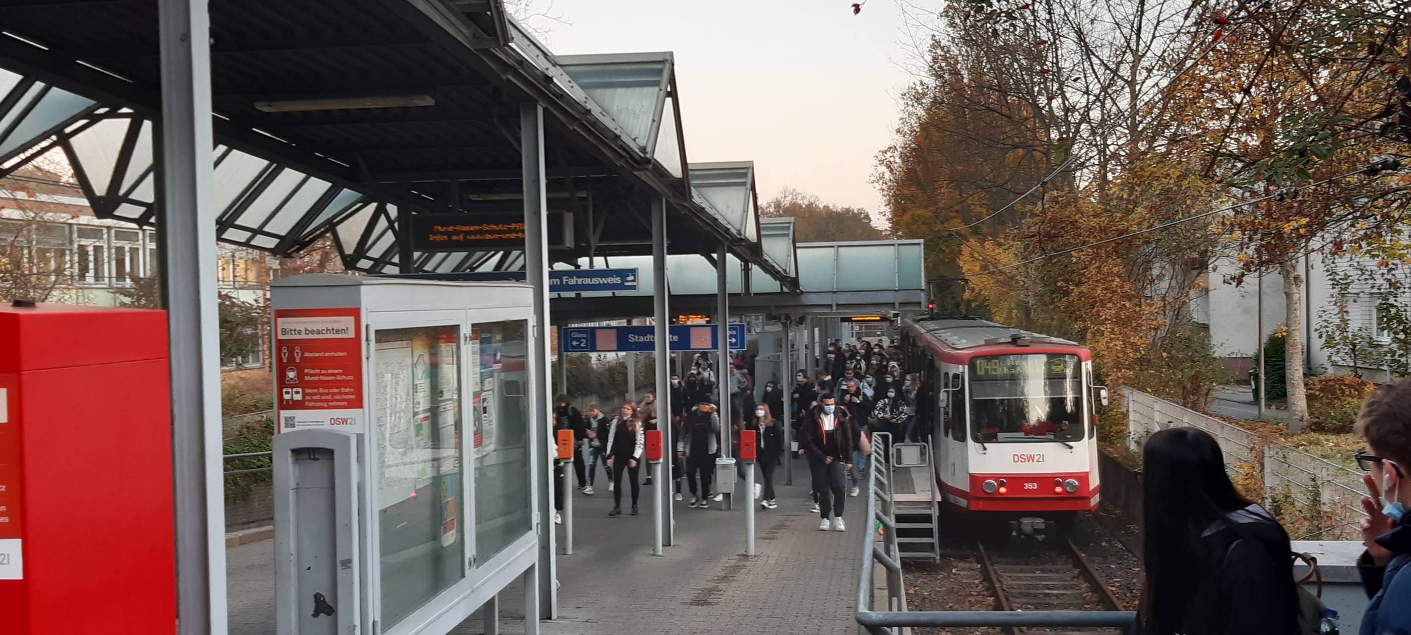 U-Bahnhaltestelle U49 "Hacheney"