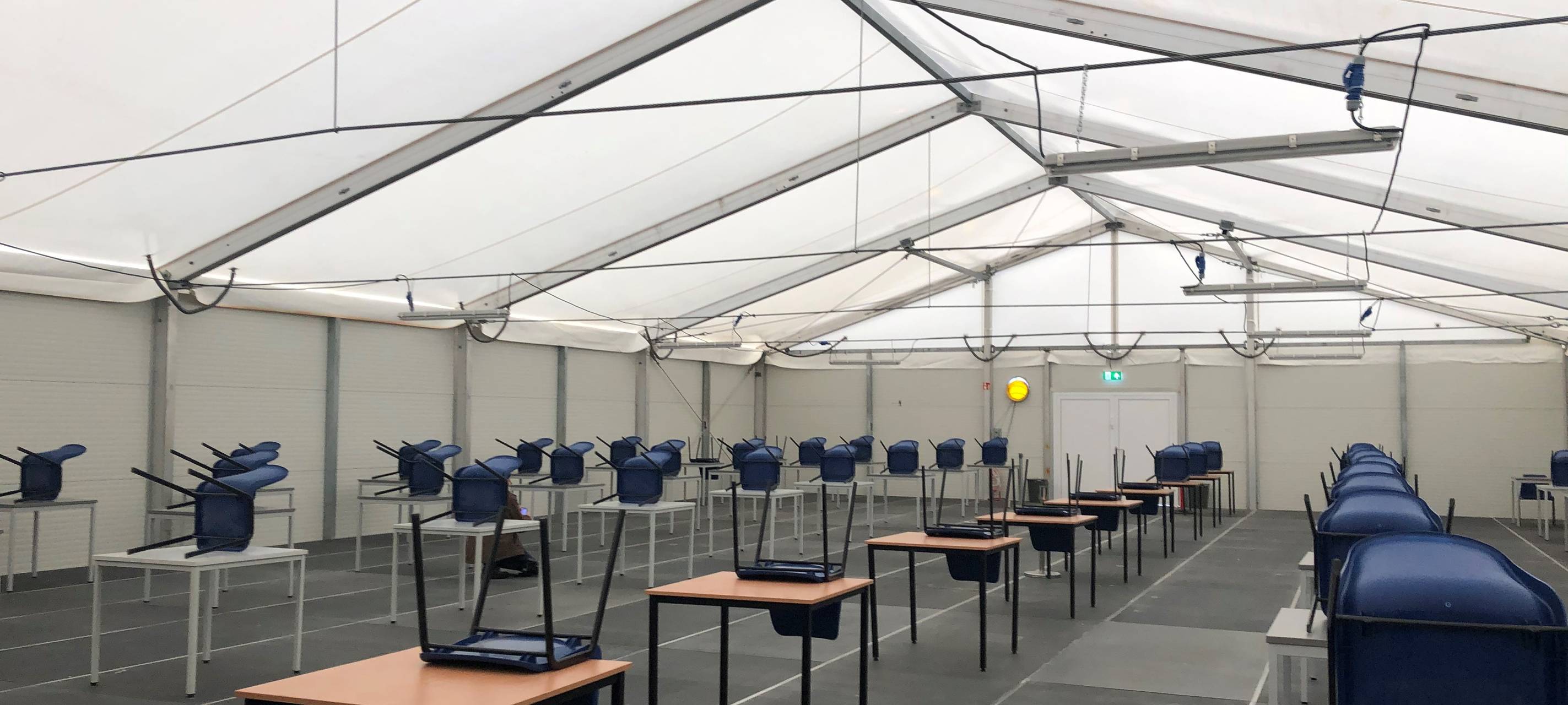 Corona-Winterhilfe Zelt