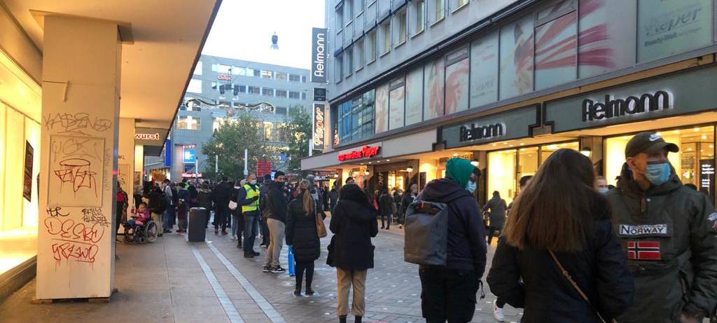 Corona: Black Friday-Ansturm in Dortmund