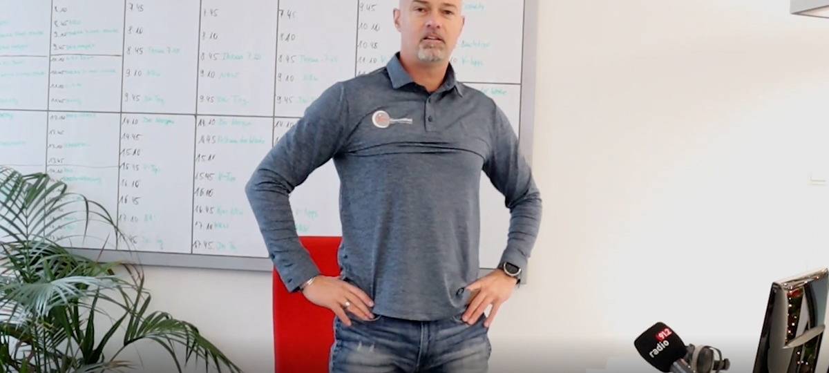 Fit durch die Corona-Krise: Übungen im Homeoffice