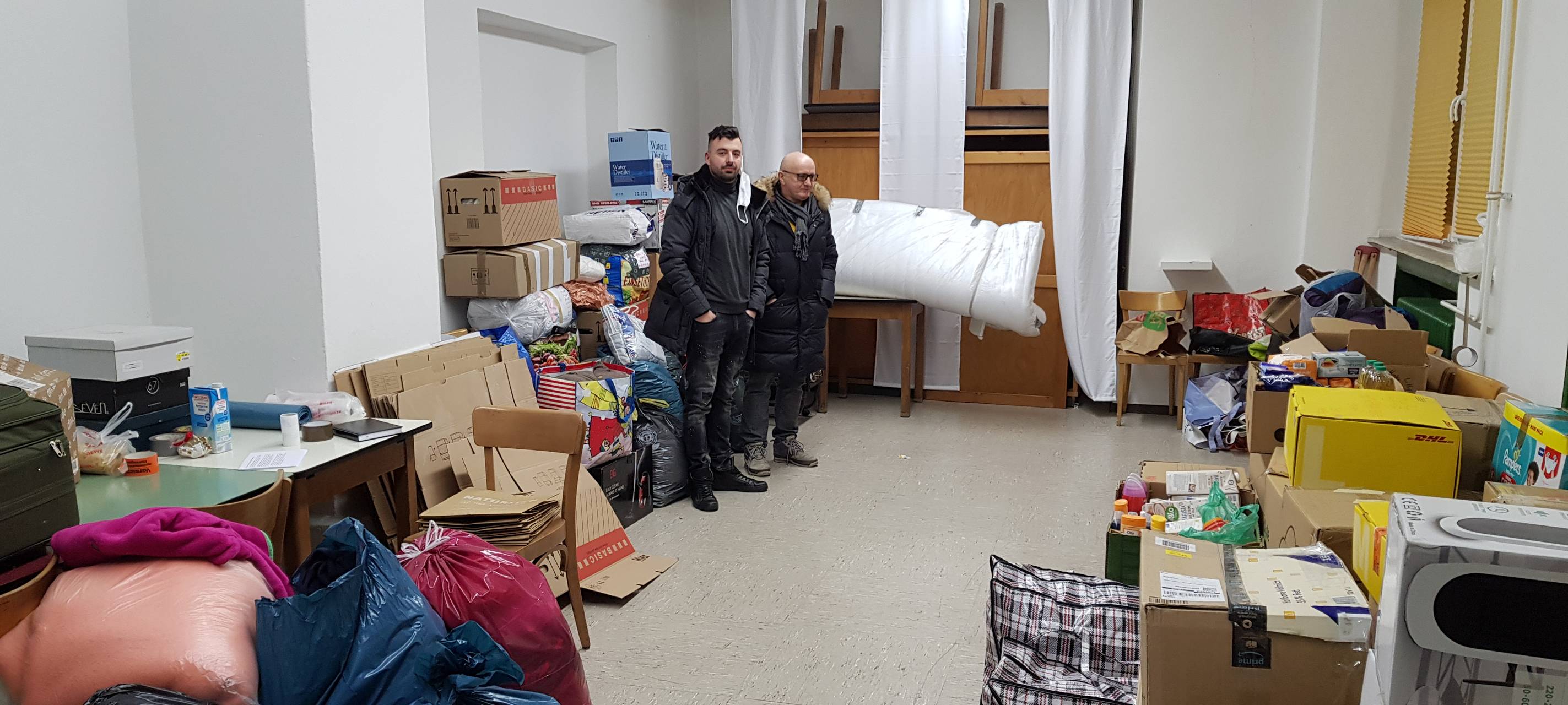 von links: Josip Burazin und Pfarrer Don Zrinko Brkovic von der kroatisch katholischen Kirchgemeinde Dortmund