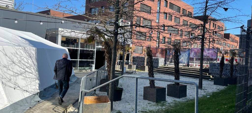 Dortmund: Neues Versorgungszelt für Obdachlose am FZW