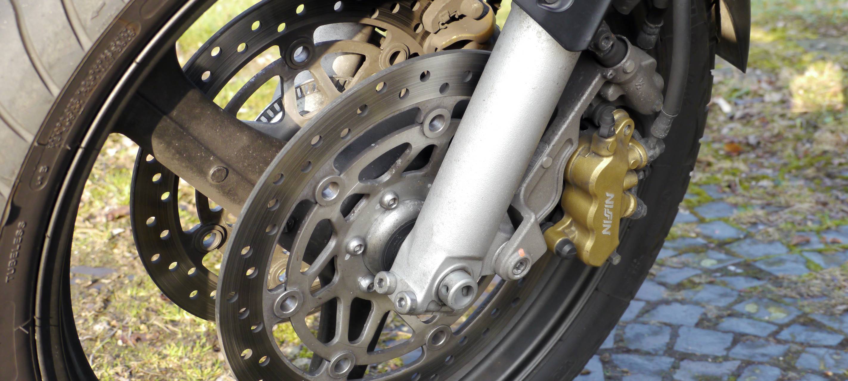 Unfall mit gestohlenem Motorrad