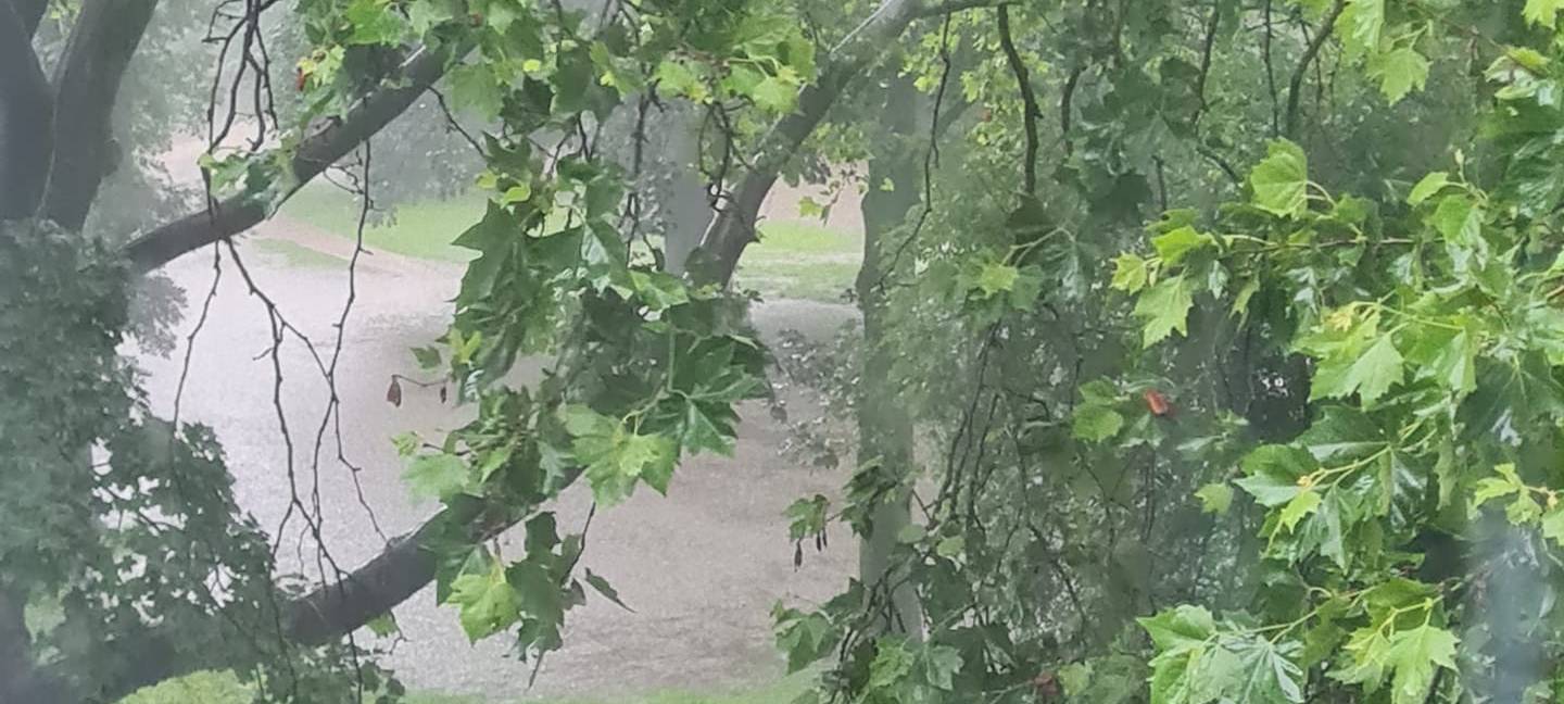 Wegen Dauerregen: Dortmunder Feuerwehr im Dauereinsatz