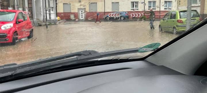 Wegen Dauerregen: Dortmunder Feuerwehr im Dauereinsatz