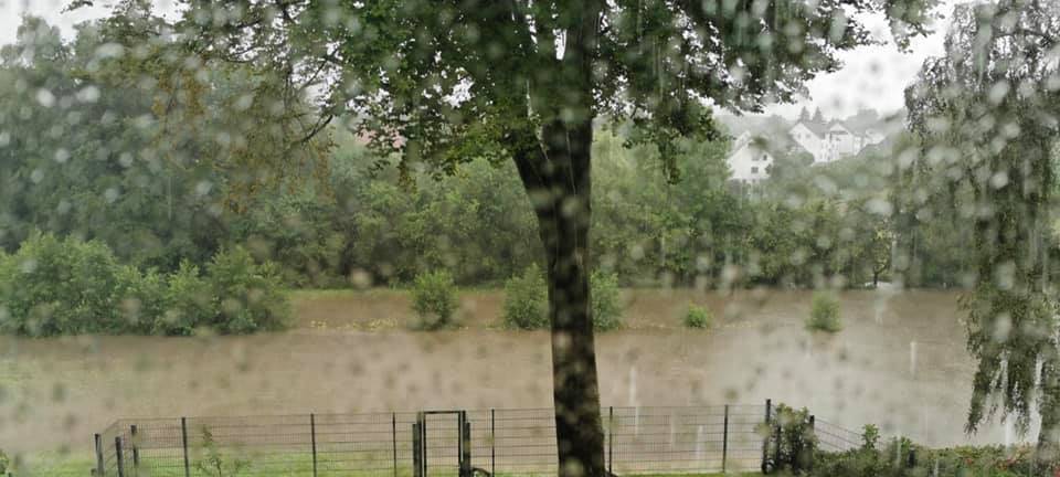 Wegen Dauerregen: Dortmunder Feuerwehr im Dauereinsatz