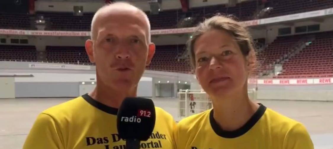 Dortmunder laufen Marathon in Westfalenhalle