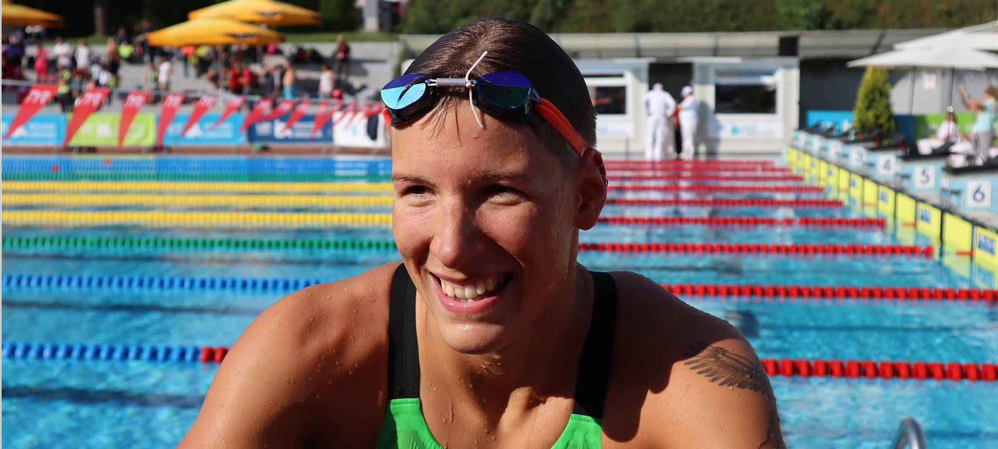 Dortmunderin Jennifer Thater schwimmt für den guten Zweck