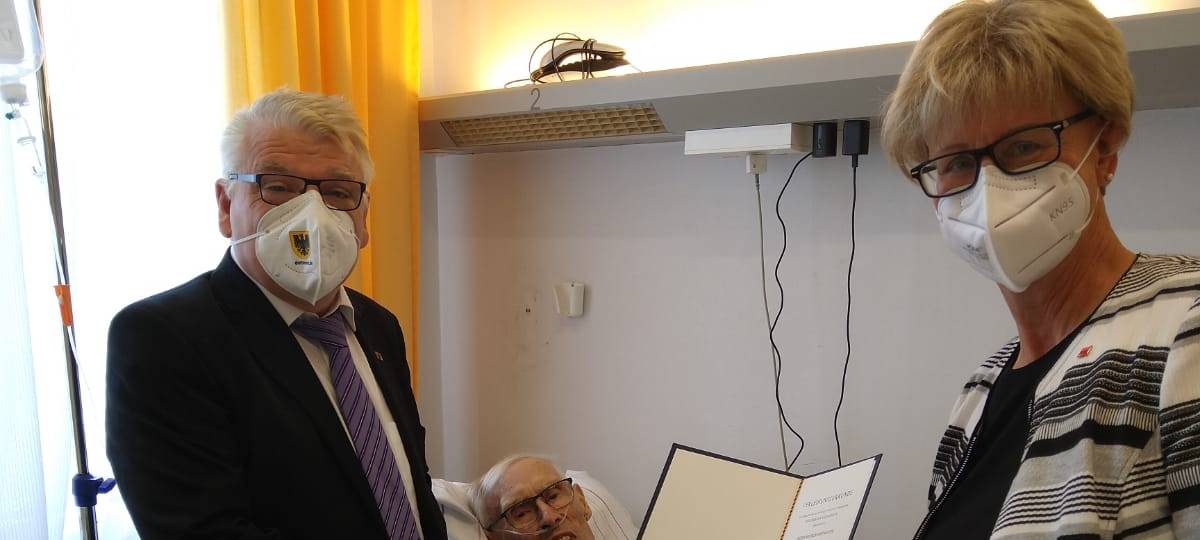 Friedensmarsch-Organisator mit Bundesverdienstkreuz ausgezeichnet