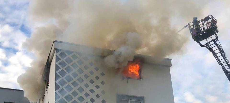 Gleich zwei Brände zur selben Zeit am Abend