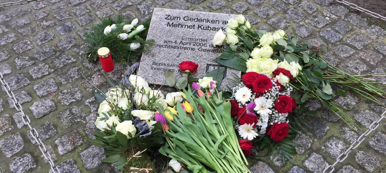 Gedenktafel an ermordeten Mehmet Kubasik