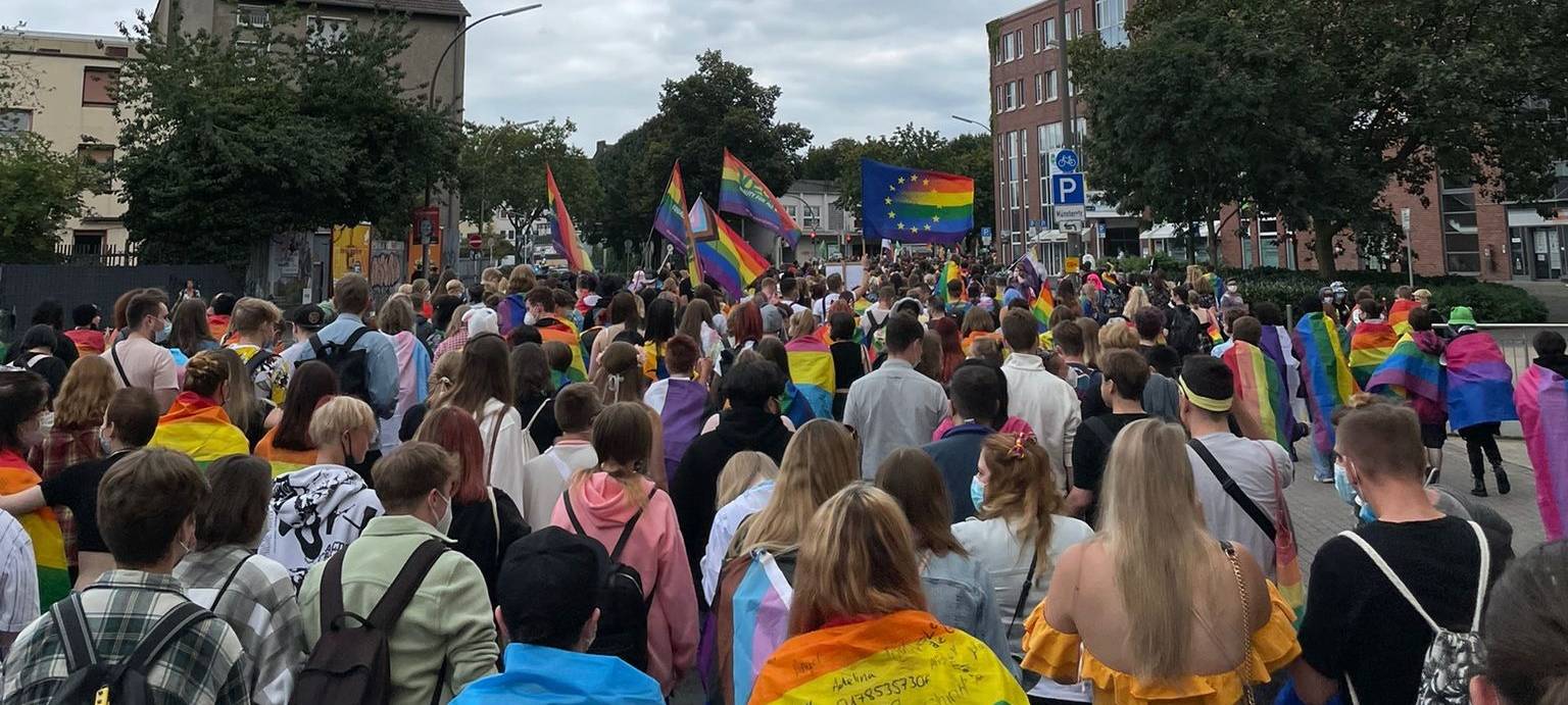 CSD in Dortmund solidarisiert sich mit Berlin