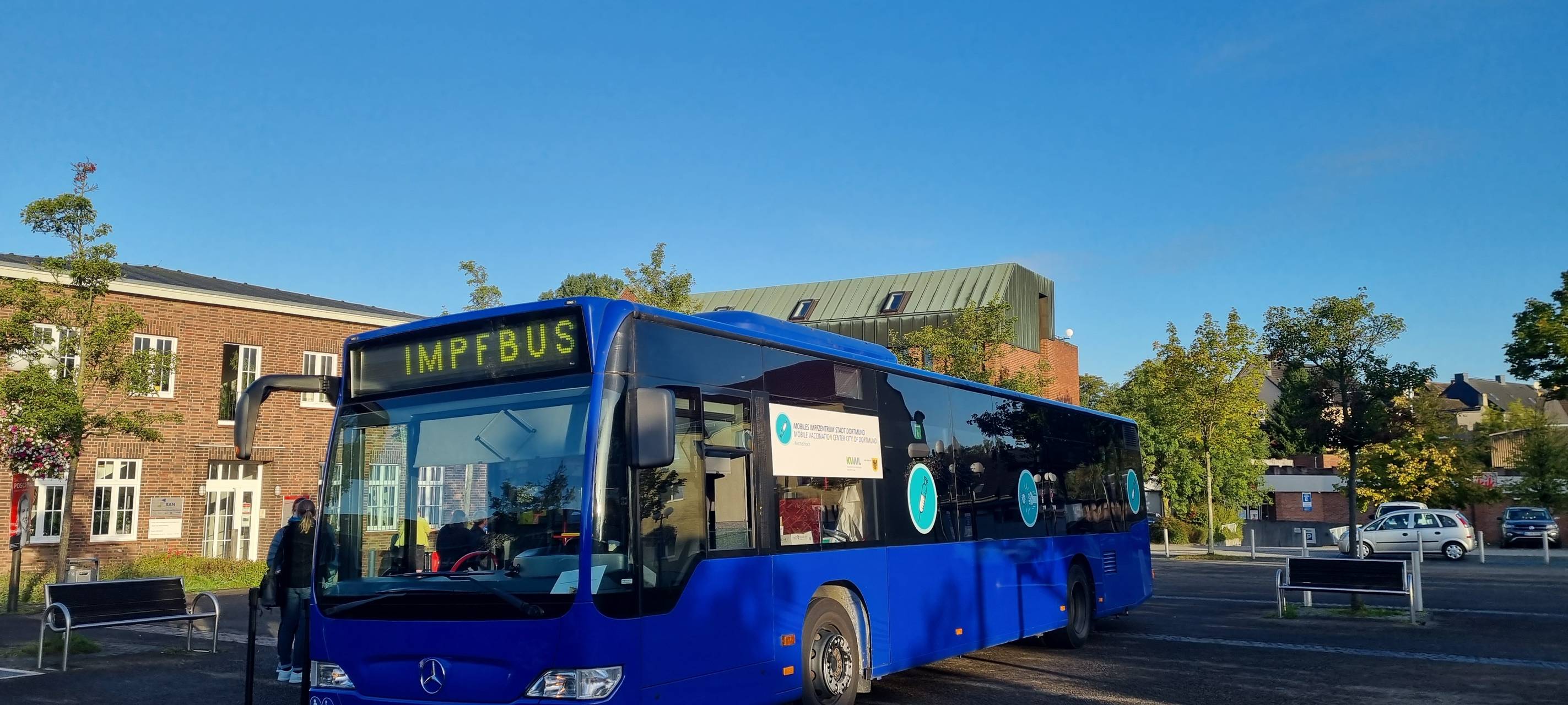 Dortmunder Impfbus steht für ukrainische Flüchtlinge bereit