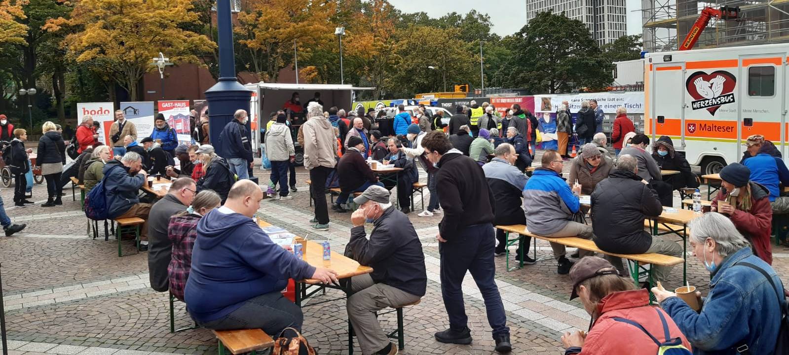 Dortmunder Initiativen der Wohnungslosenhilfe haben zum Essen geladen