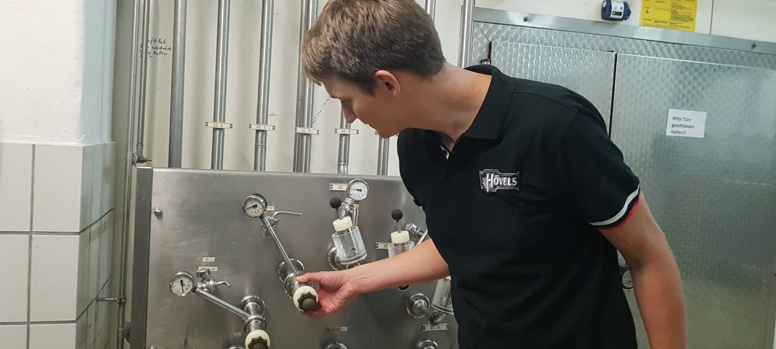 Weihnachtsstadt-Bier: Zu Besuch in der Hövelsbrauerei