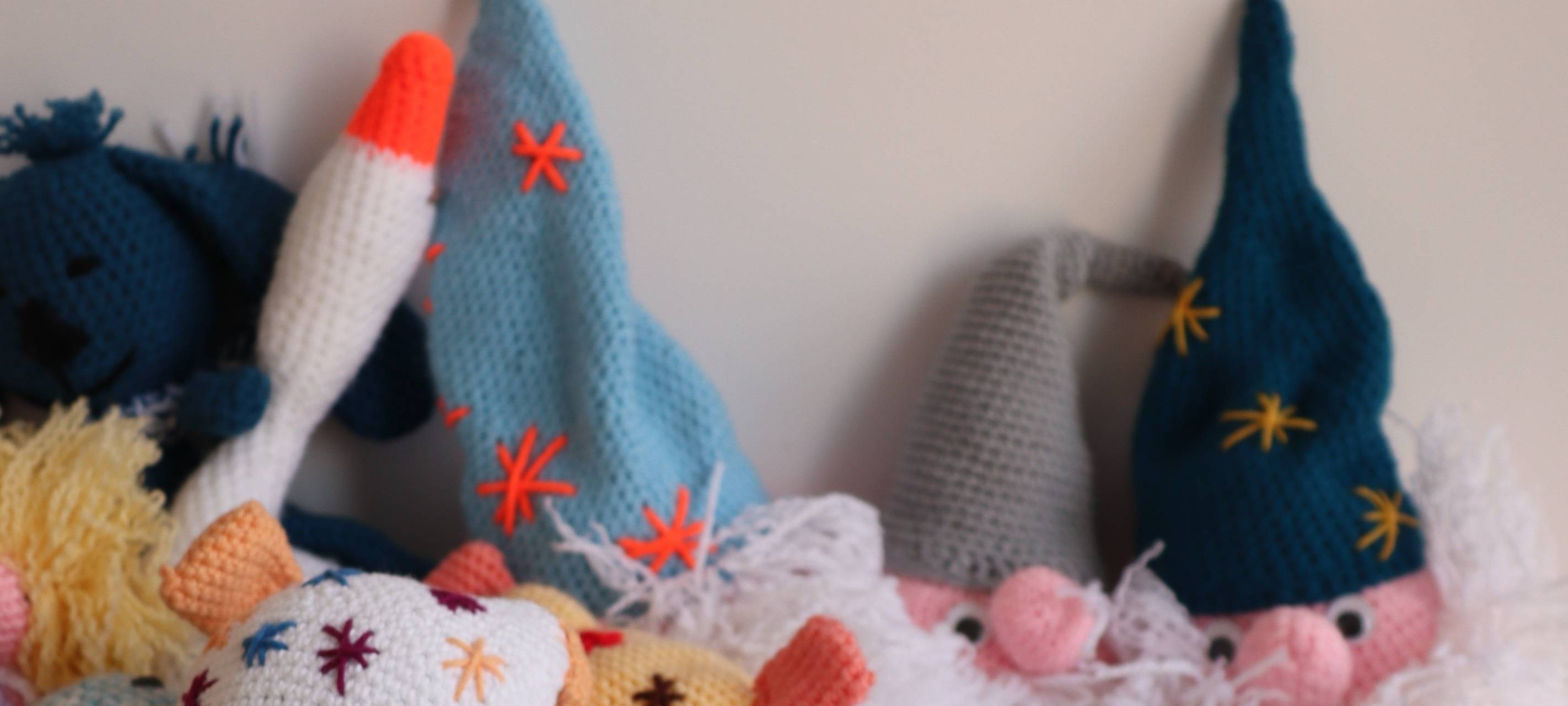 Schals und Socken, das muss rocken! Radio 91.2 strickt für Lichtblicke