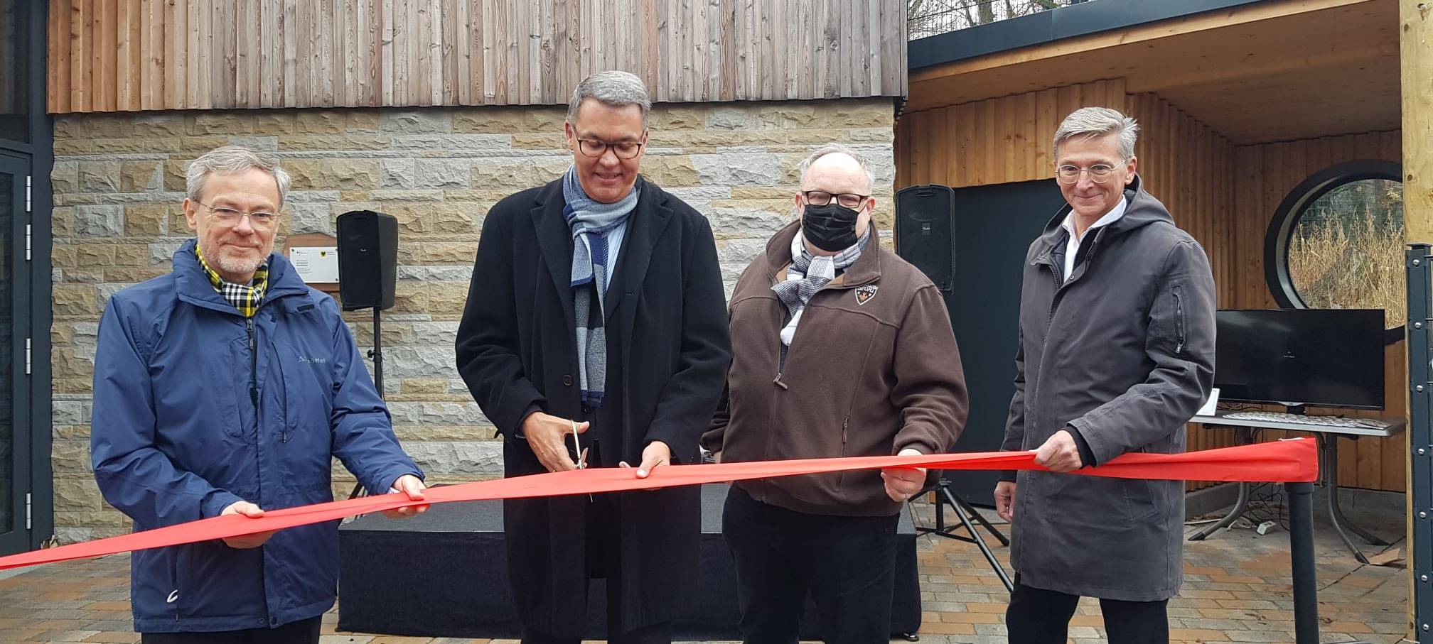 Löwenhaus im Dortmunder Zoo eröffnet