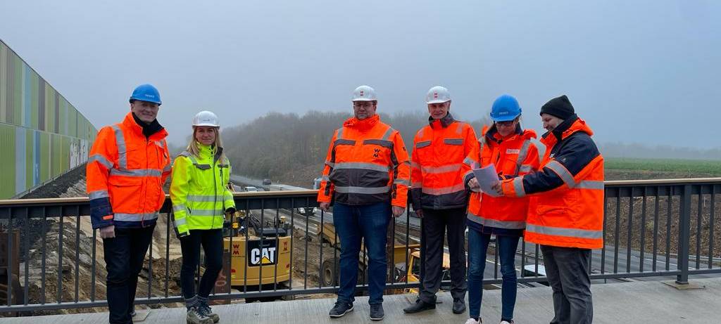 Baubetrieb informiert über Ausbau der B1 zur A40 in Dortmund