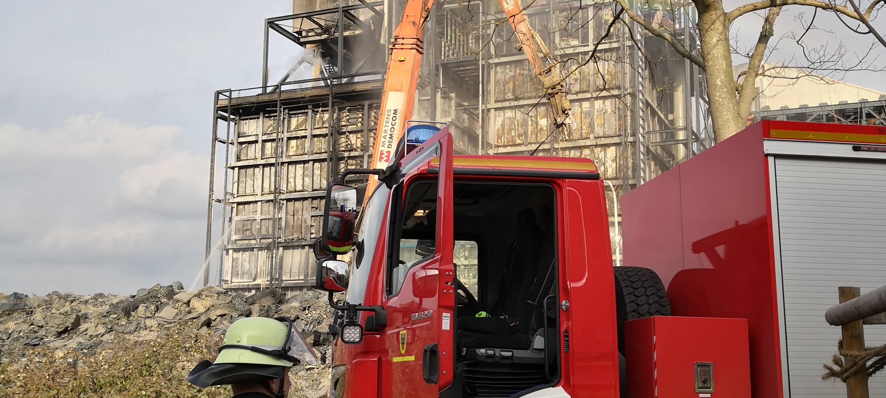 Brand auf Abrissgelände Knepper