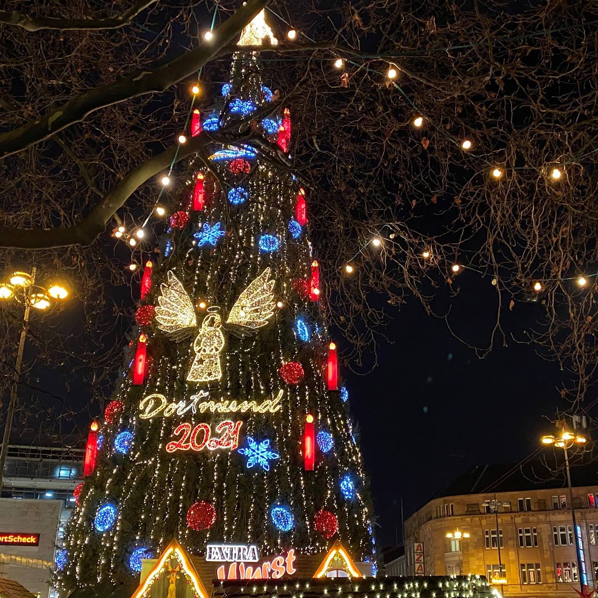 Dortmund: Grundsteinlegung für den größten Weihnachtsbaum der Welt - Radio 91.2