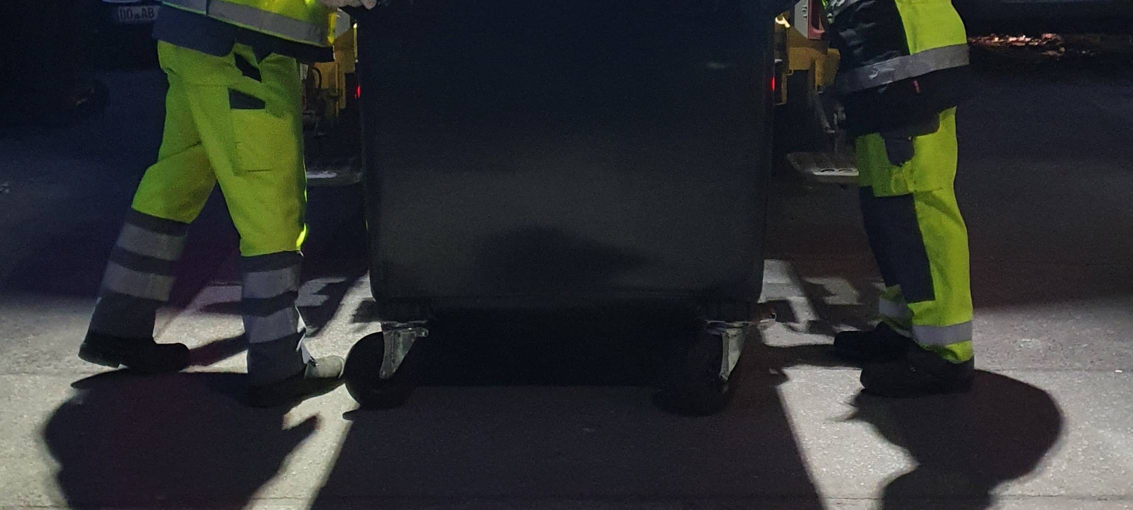 Helden der Frühschicht: Die Mitarbeiter der Müllabfuhr