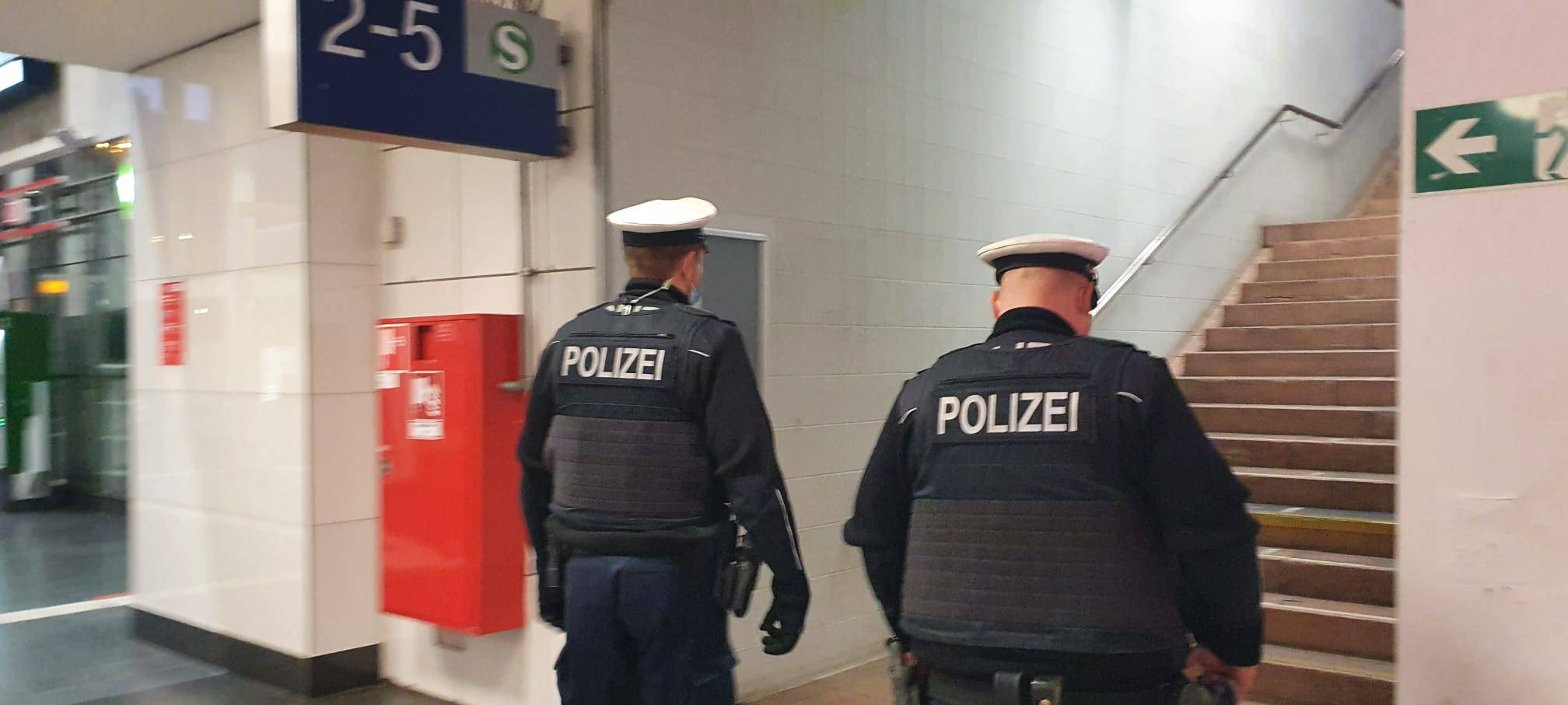 Jugendliche randaliert am Dortmunder Hauptbahnhof