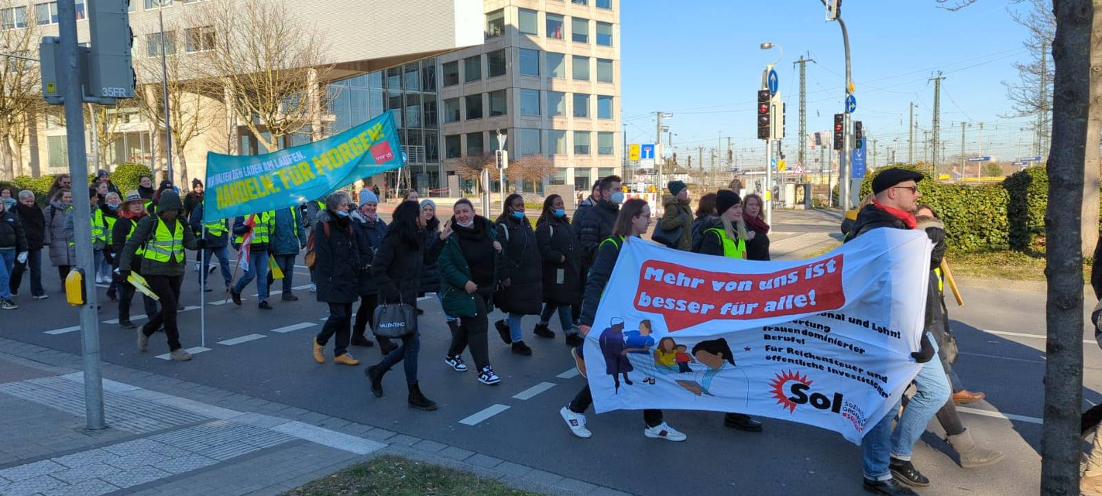 Dortmunder Wall: 1.000 Teilnehmer bei Verdi-Streik