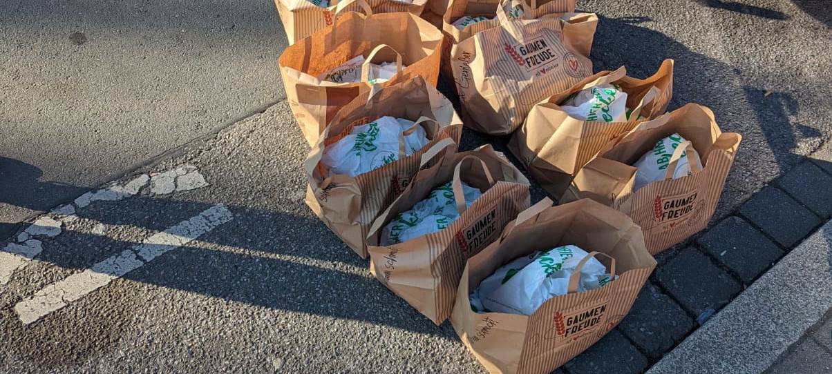 Dortmunder Hilfsaktion für Ukraine: Waffeln gegen Waffen