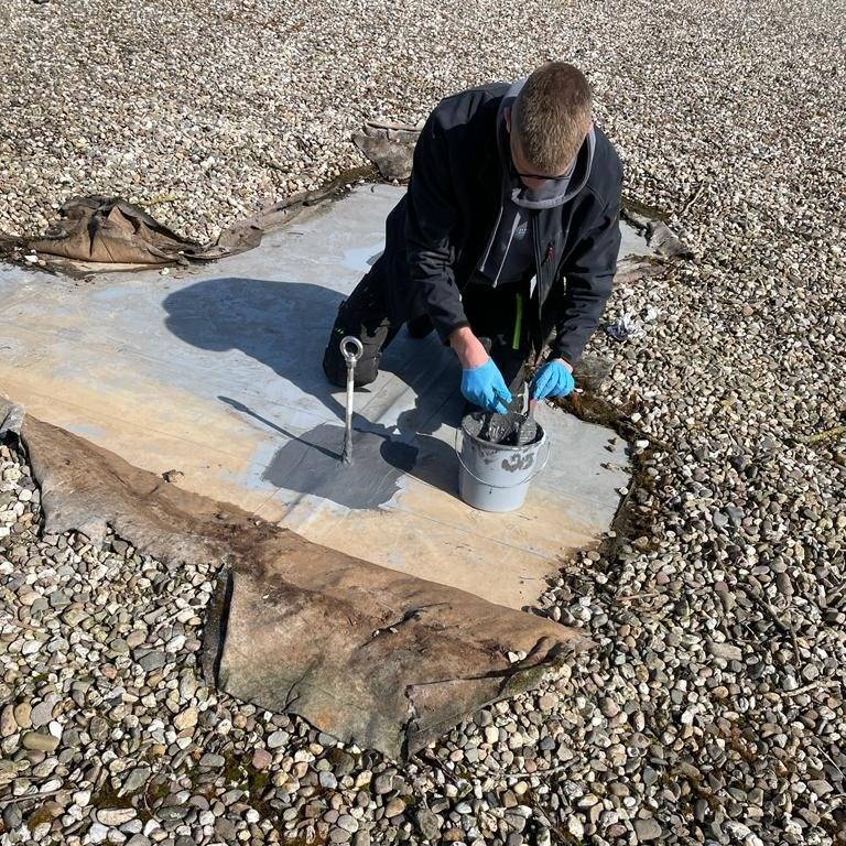 Lukas Bernhardt macht eine Ausbildung zum Dachdecker in Dortmund.