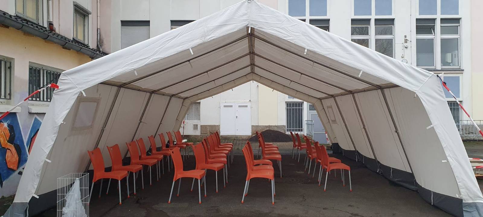 Ukraine-Krieg: Lange Warteschlangen am Dortmunder Sozialamt