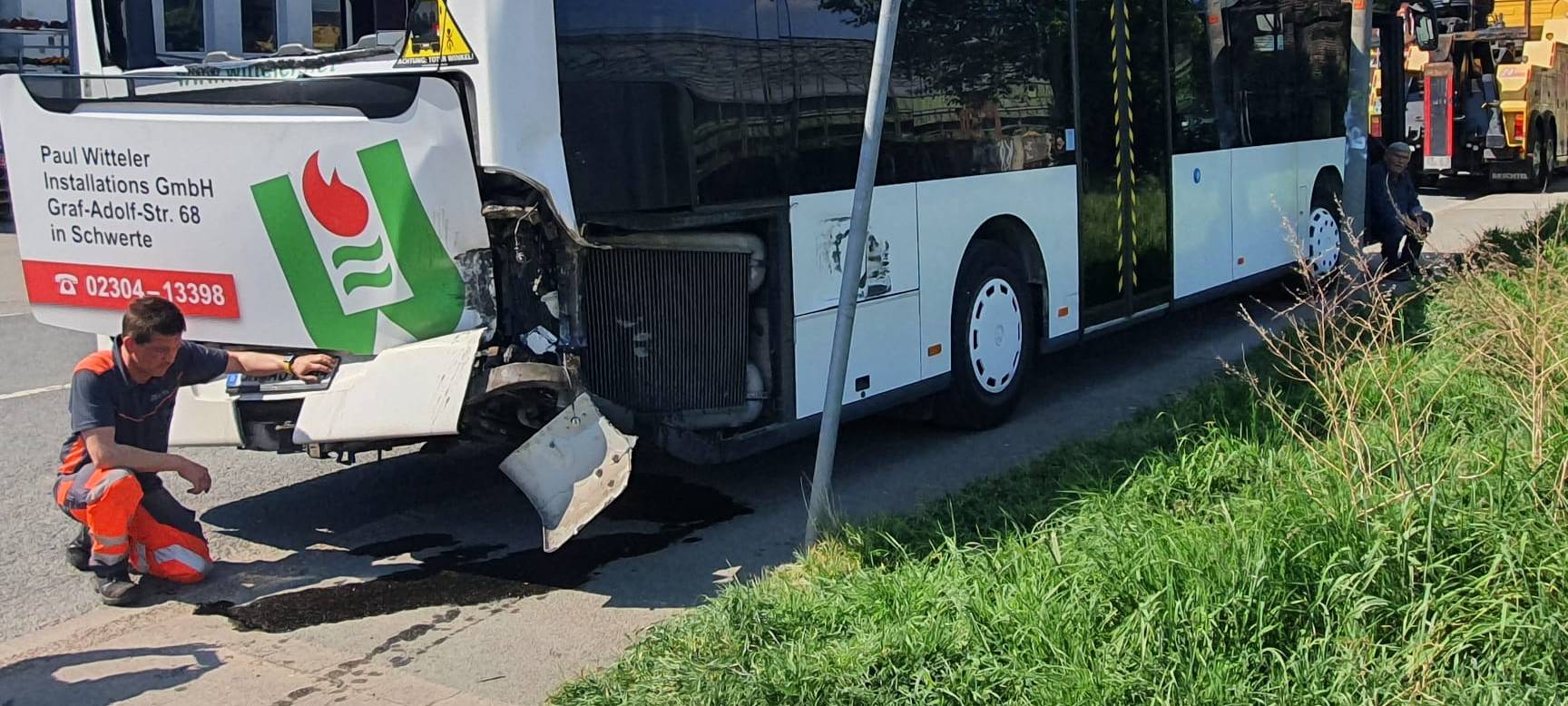 Dortmund: Unfall mit Hafenbahn und Bus