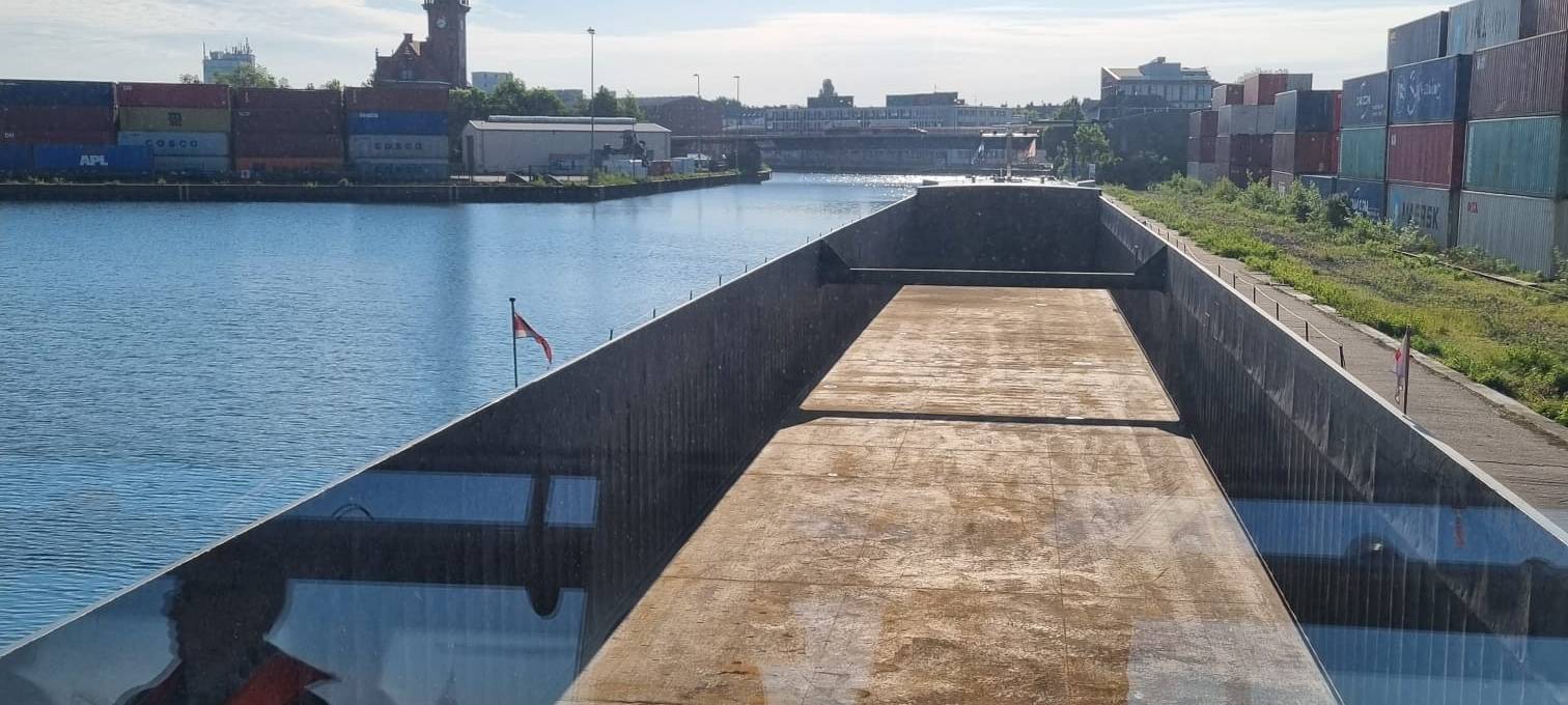Helden der Frühschicht am Dortmunder Hafen