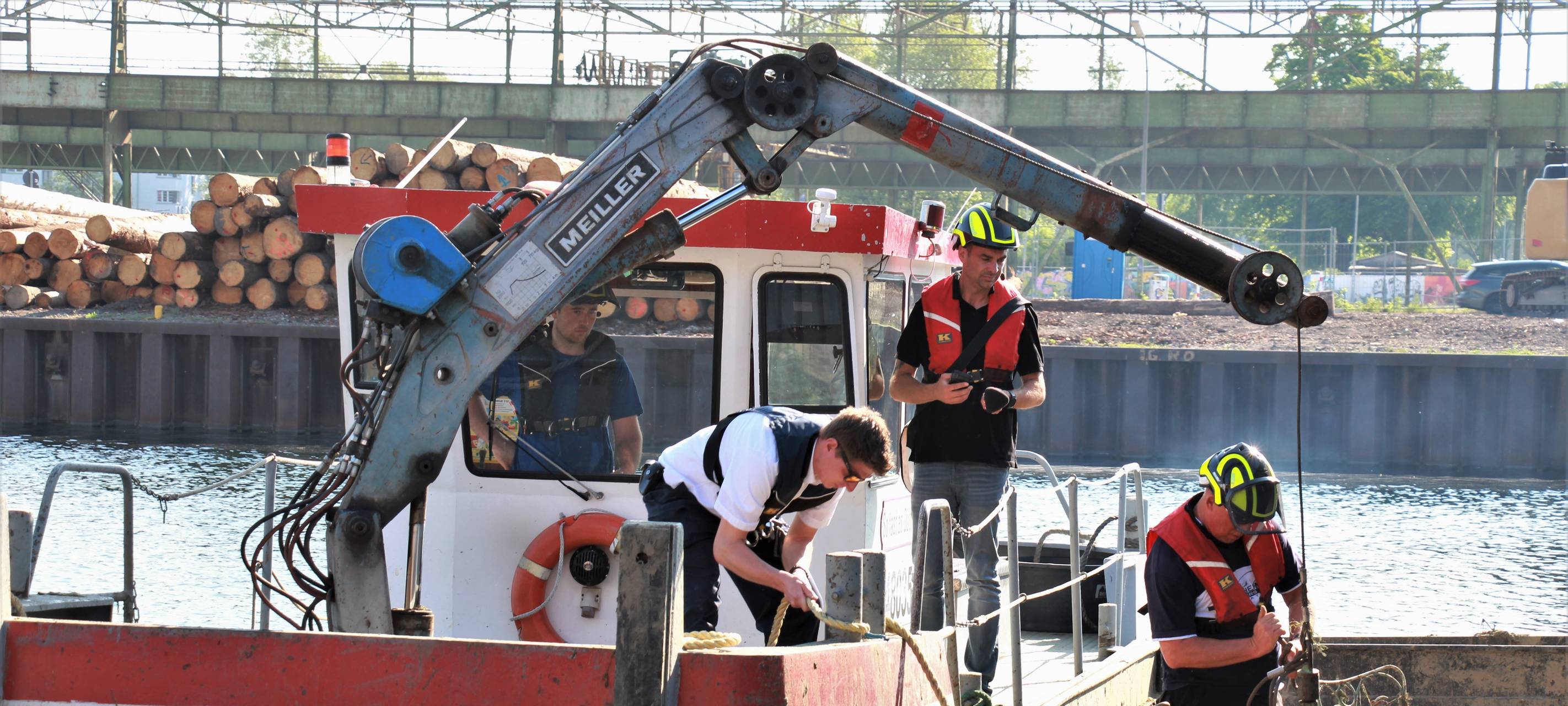Helden der Frühschicht am Dortmunder Hafen