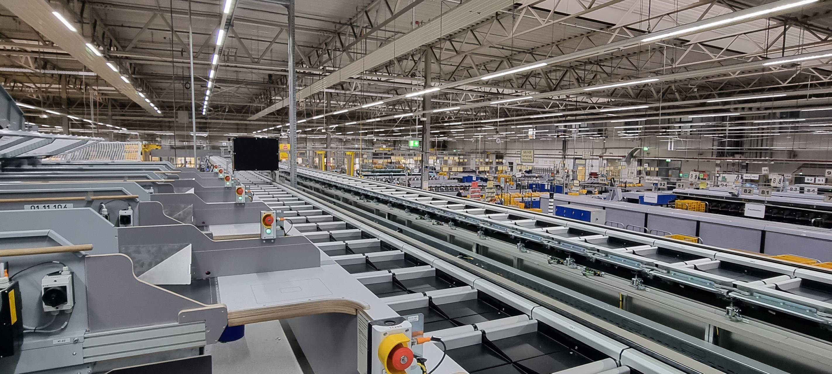 Helden der Frühschicht: Briefzentrum Dortmund