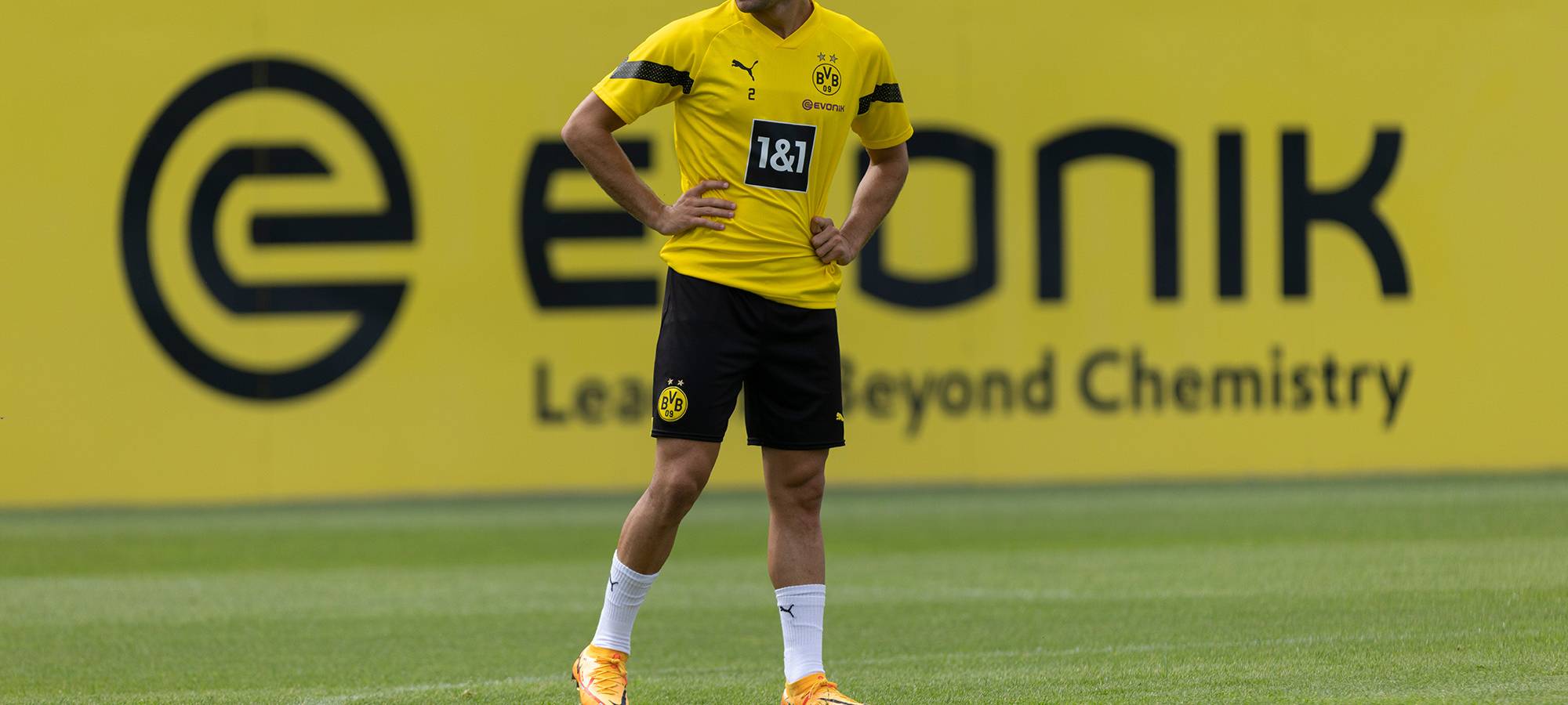 1300 Fans bei erstem BVB-Mannschaftstraining in Dortmund dabei