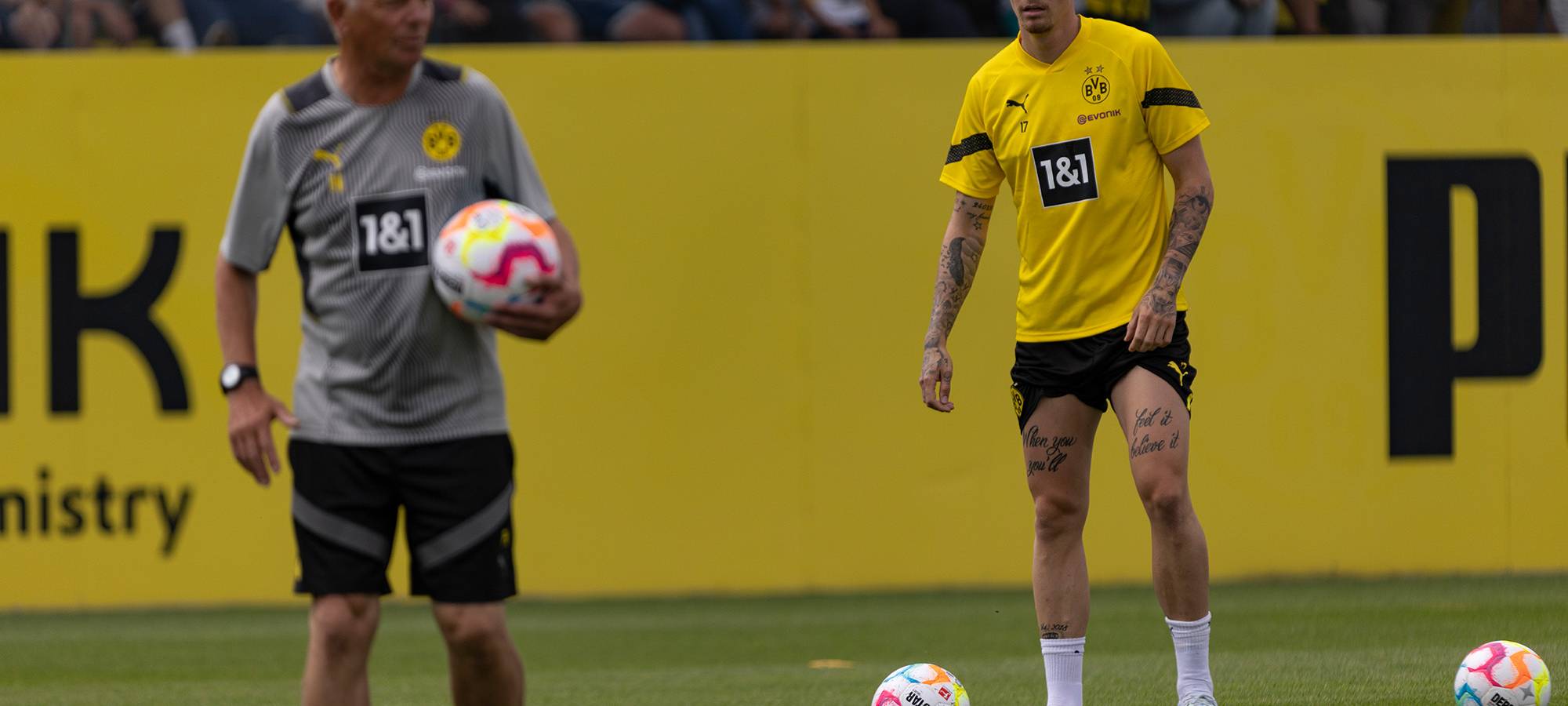 1300 Fans bei erstem BVB-Mannschaftstraining in Dortmund dabei