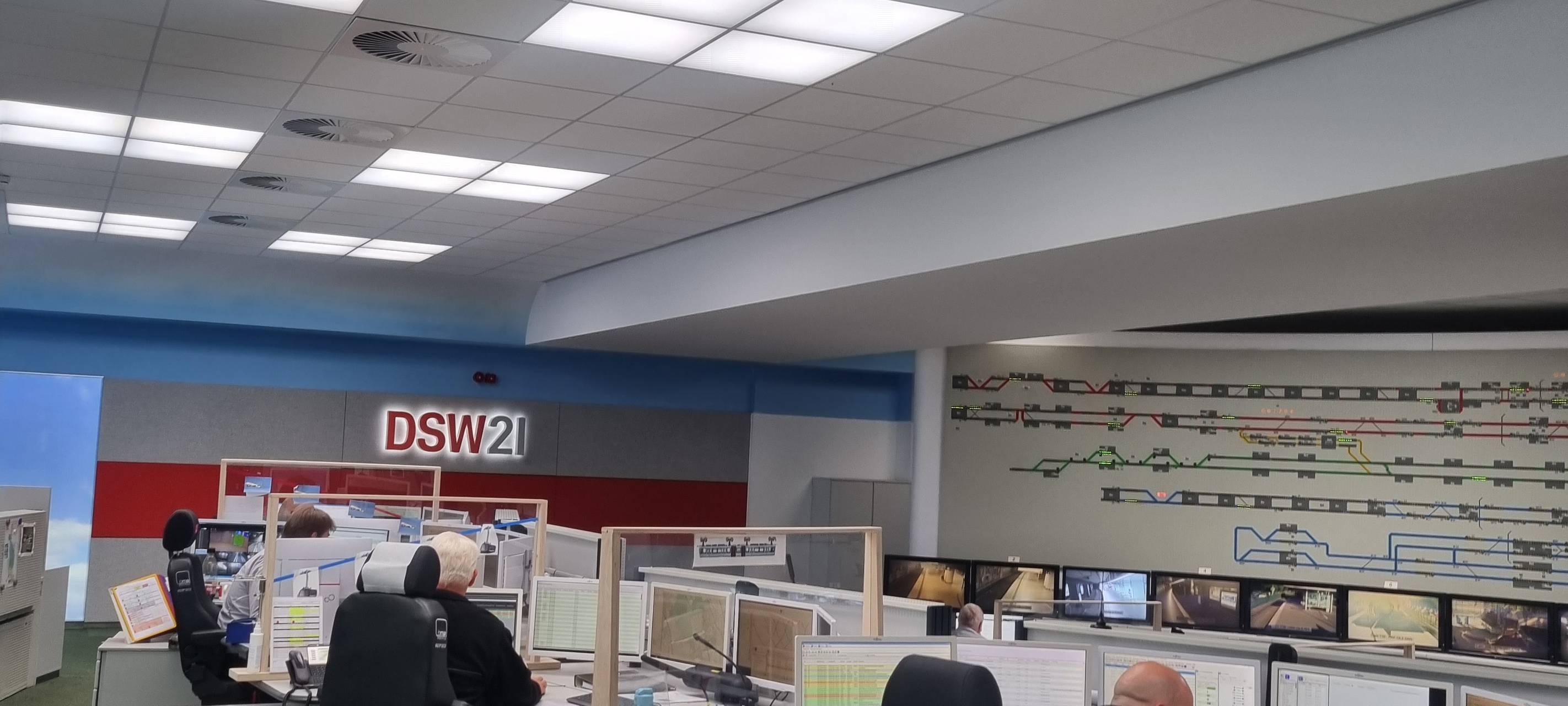 Helden der Frühschicht: Leitstelle der DSW21