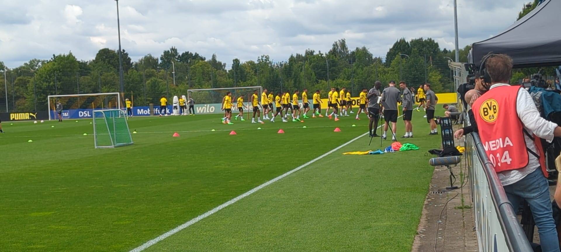 Training: Borussia Dortmund bleibt zu Hause