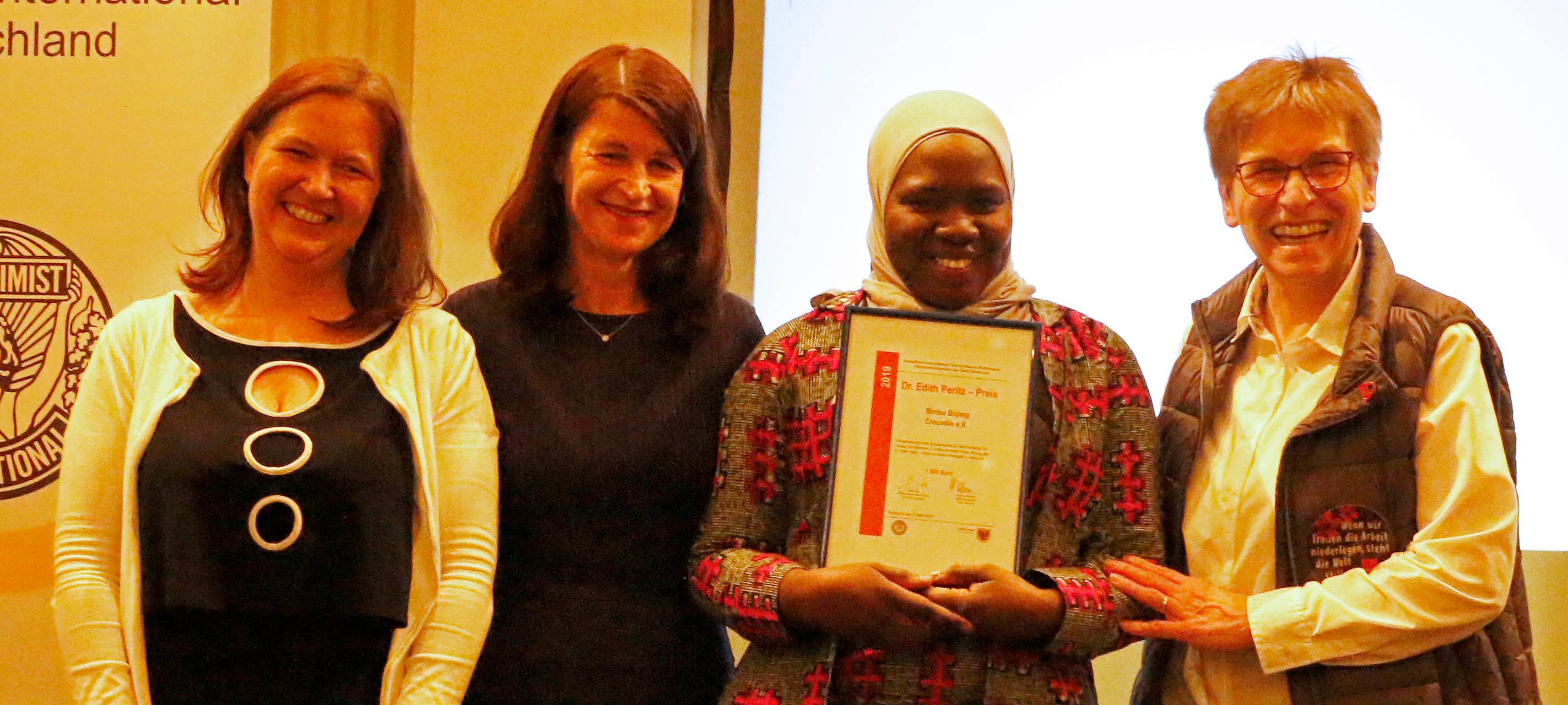 Flüchtlingsinitiative Crocodile e.V. gewinnt Dortmunder Gleichstellungspreis