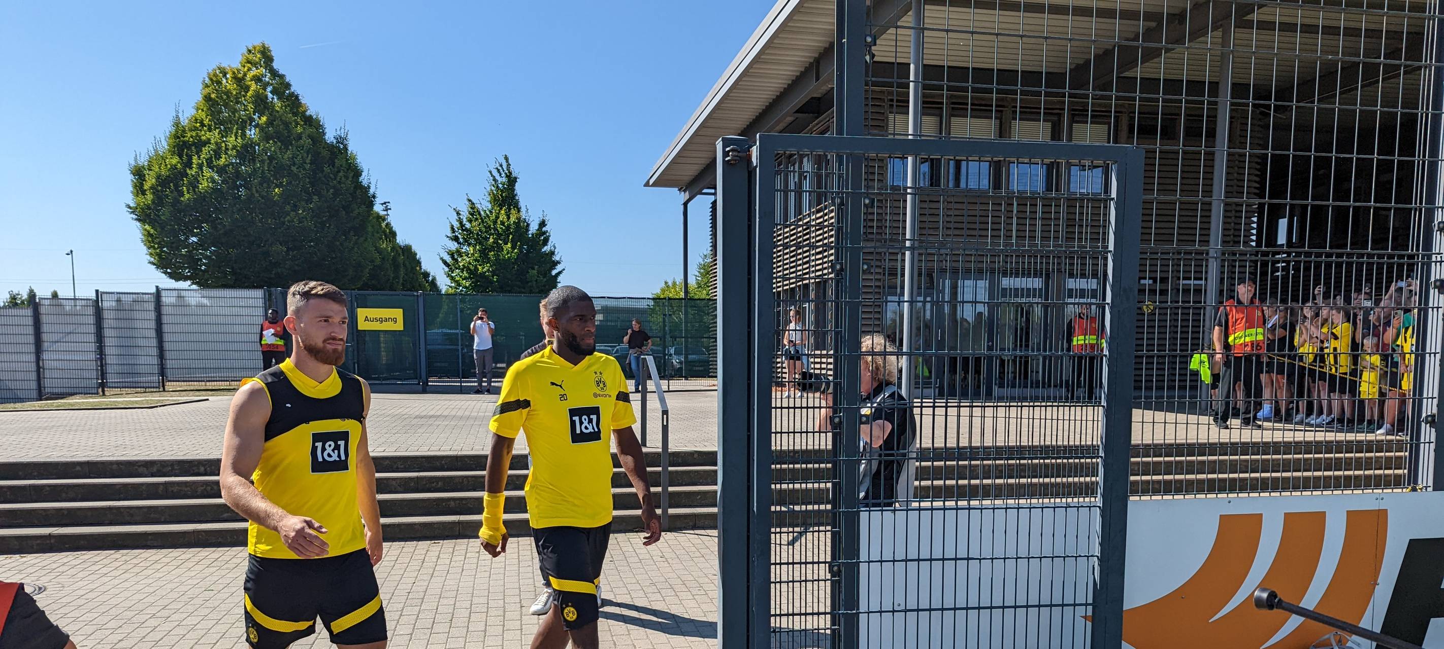 Salih Özcan vor BVB-Abgang