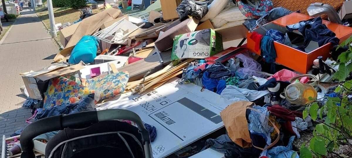 Sperrmüll-Frust in Scharnhorst: Viel Müll bleibt liegen