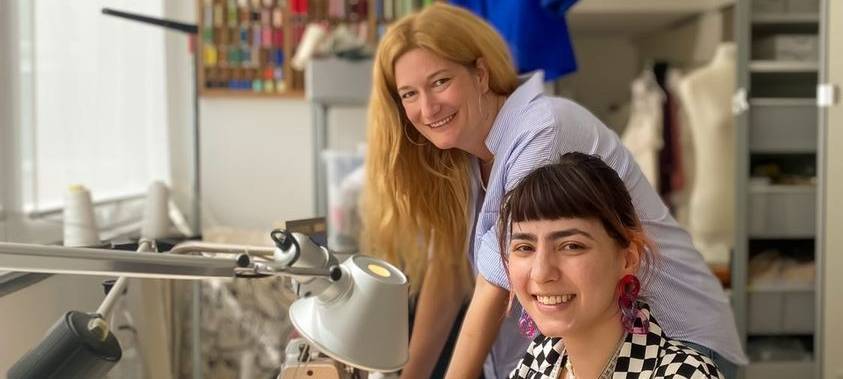 Isbael, Schneiderin von das kleine Weiße.