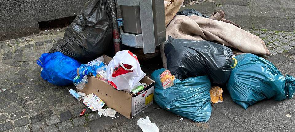 Müll, Ratten und Lärm: Ekelhaus an der Mozartstraße in Dortmund