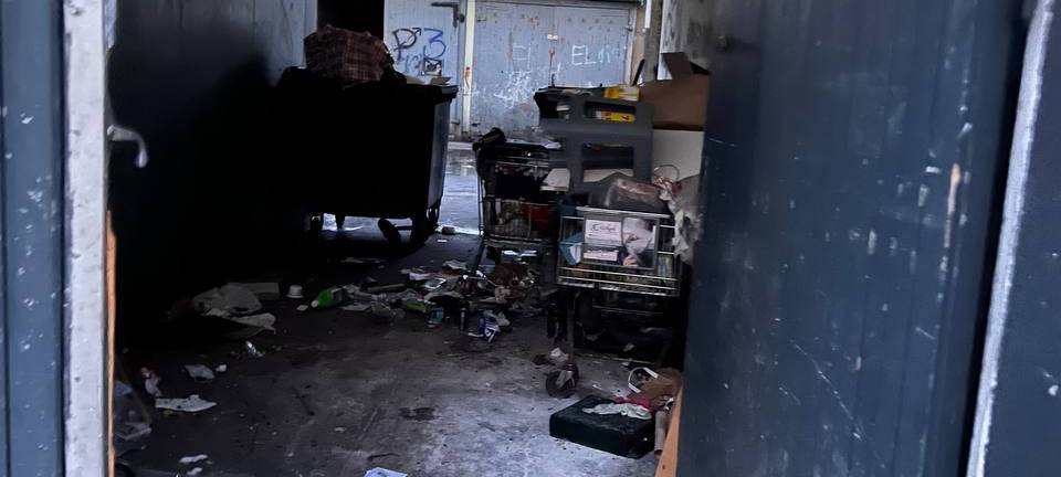 Müll, Ratten und Lärm: Ekelhaus an der Mozartstraße in Dortmund