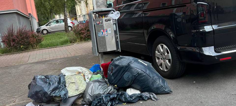 Müll, Ratten und Lärm: Ekelhaus an der Mozartstraße in Dortmund