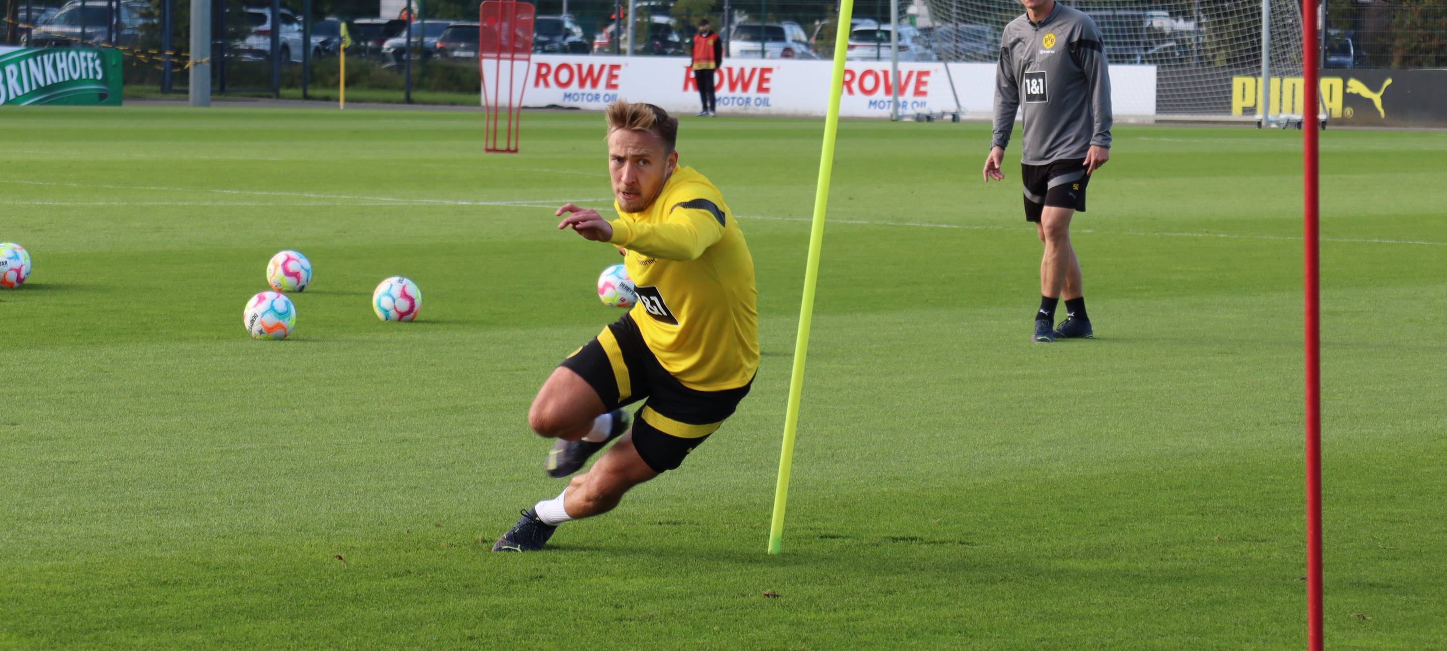 Öffentliches BVB-Training lockt viele Fans nach Brackel