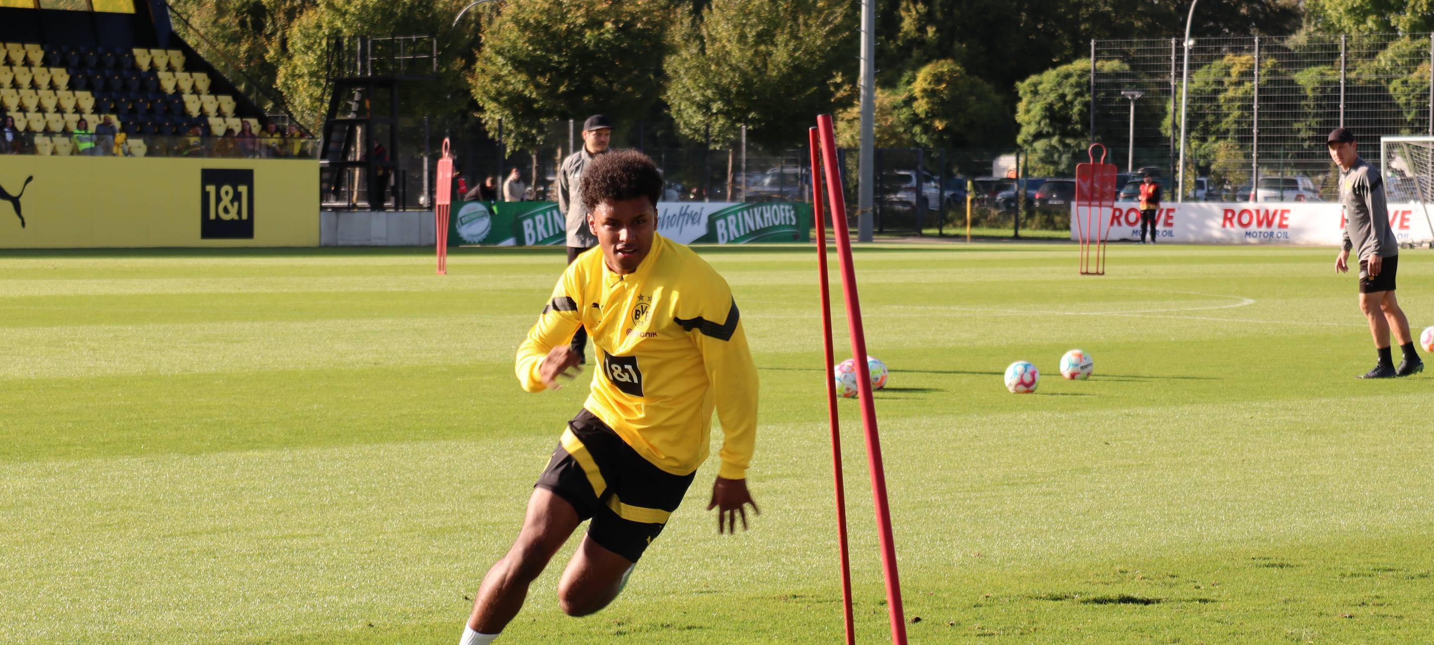 Öffentliches BVB-Training lockt viele Fans nach Brackel