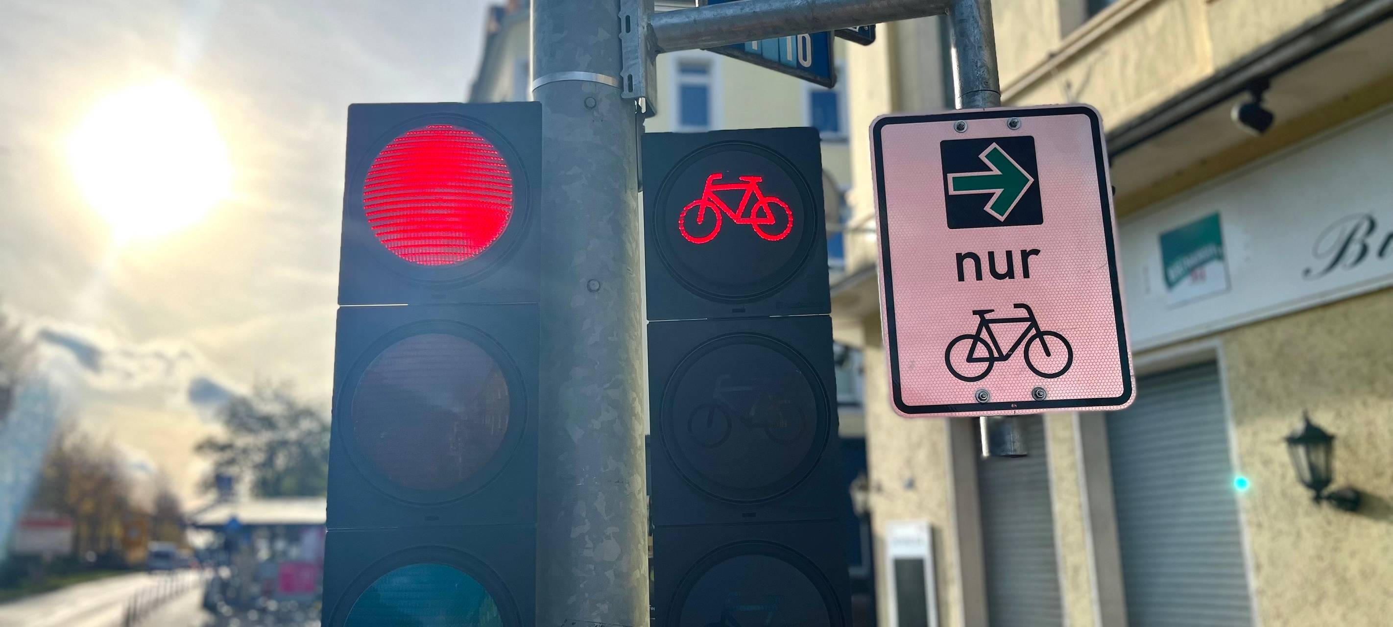 Dortmund führt Grünpfeil für Radfahrer ein