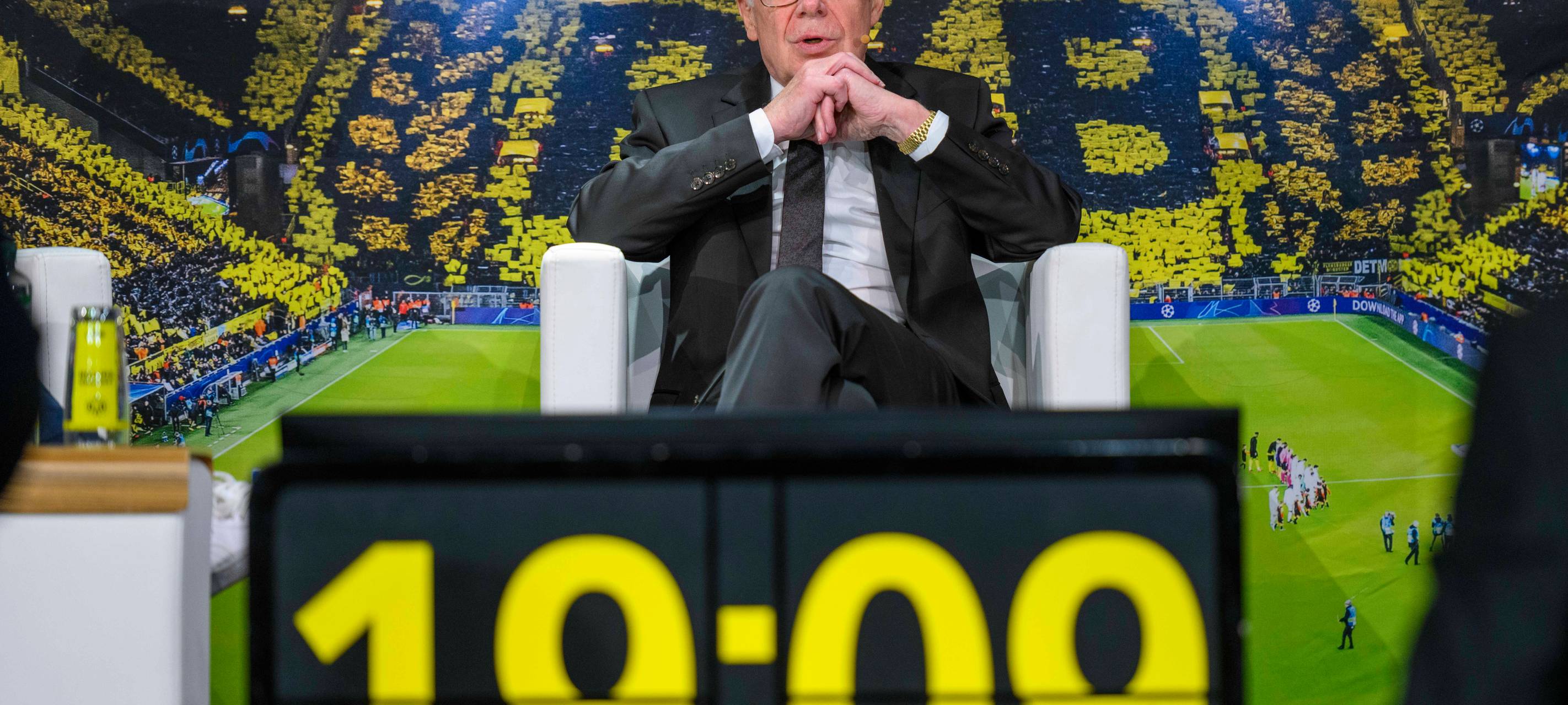 19:09 - Der Schwarzgelbe Talk mit Reinhard Rauball